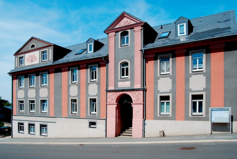 Stilvoller Altbau erwartet Sie!