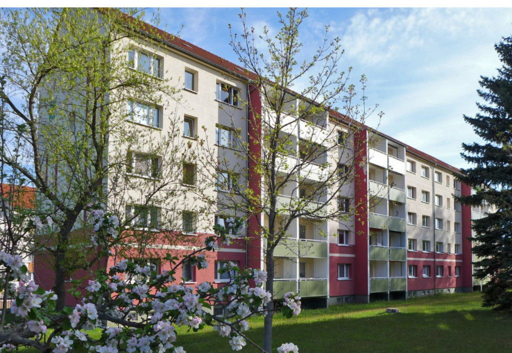 Helle Wohnung mit schönem Ausblick ins Grüne!